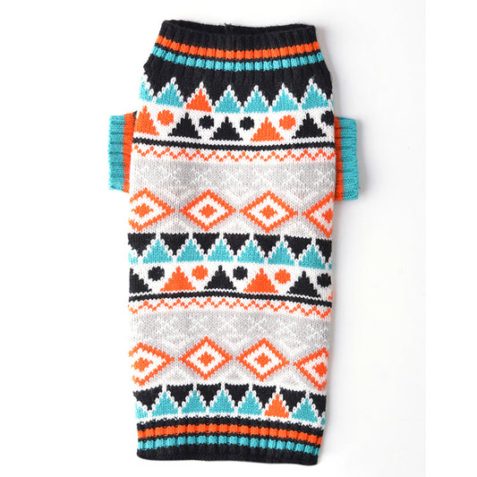 幾何学模様のセーター